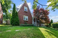 150 Morrison Dr, Mt. Lebanon, PA 15216