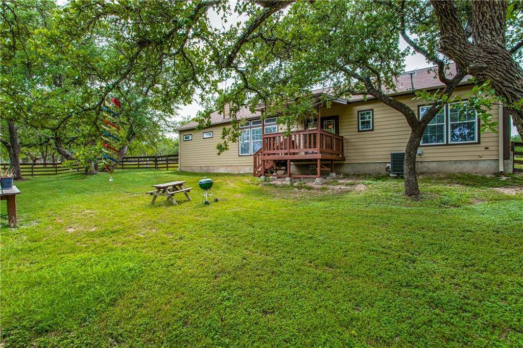 115 Ted Burger Rd, Dripping Springs, TX 78620