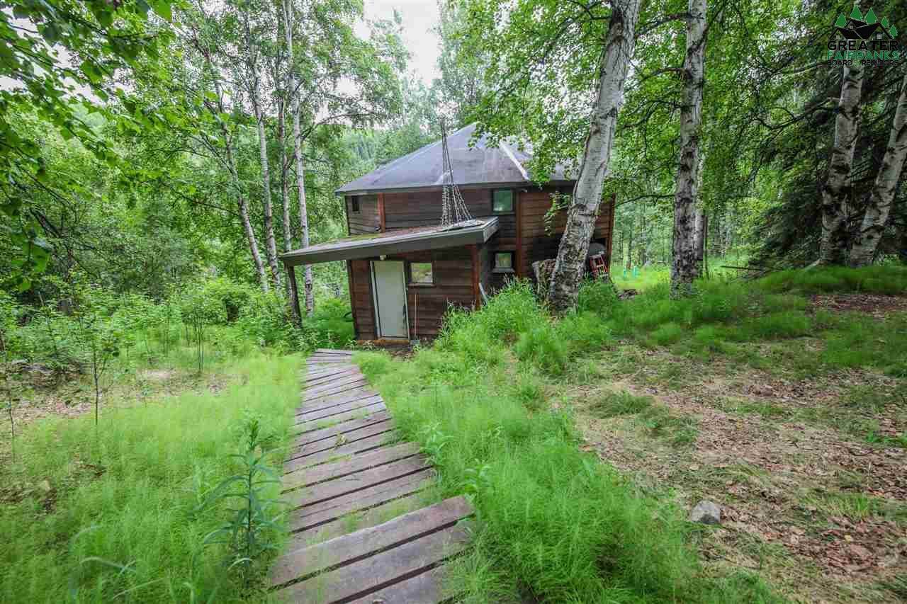 875 Goldpan Road, Fairbanks, AK 99712