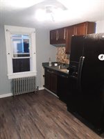 44 River St, Agawam, MA 01001