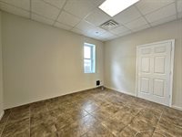 1864 Clove rd, Sgtaten Island, NY 10304