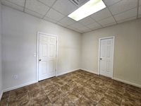 1864 Clove rd, Sgtaten Island, NY 10304