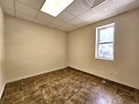 1864 Clove rd, Sgtaten Island, NY 10304