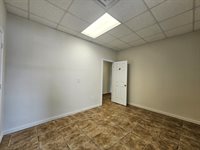 1864 Clove rd, Sgtaten Island, NY 10304