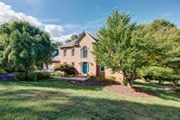 1078 Wildbriar Pl, Forest, VA 24551