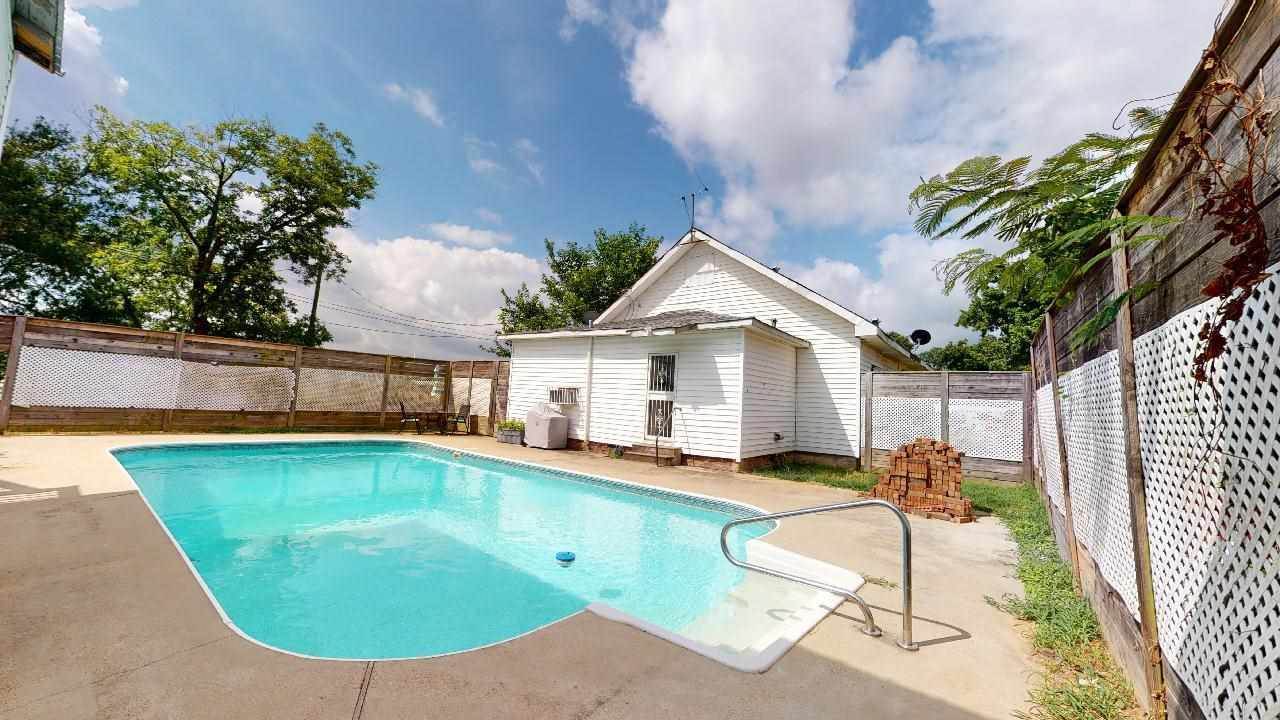 1206 Hazel, Texarkana, TX 75501