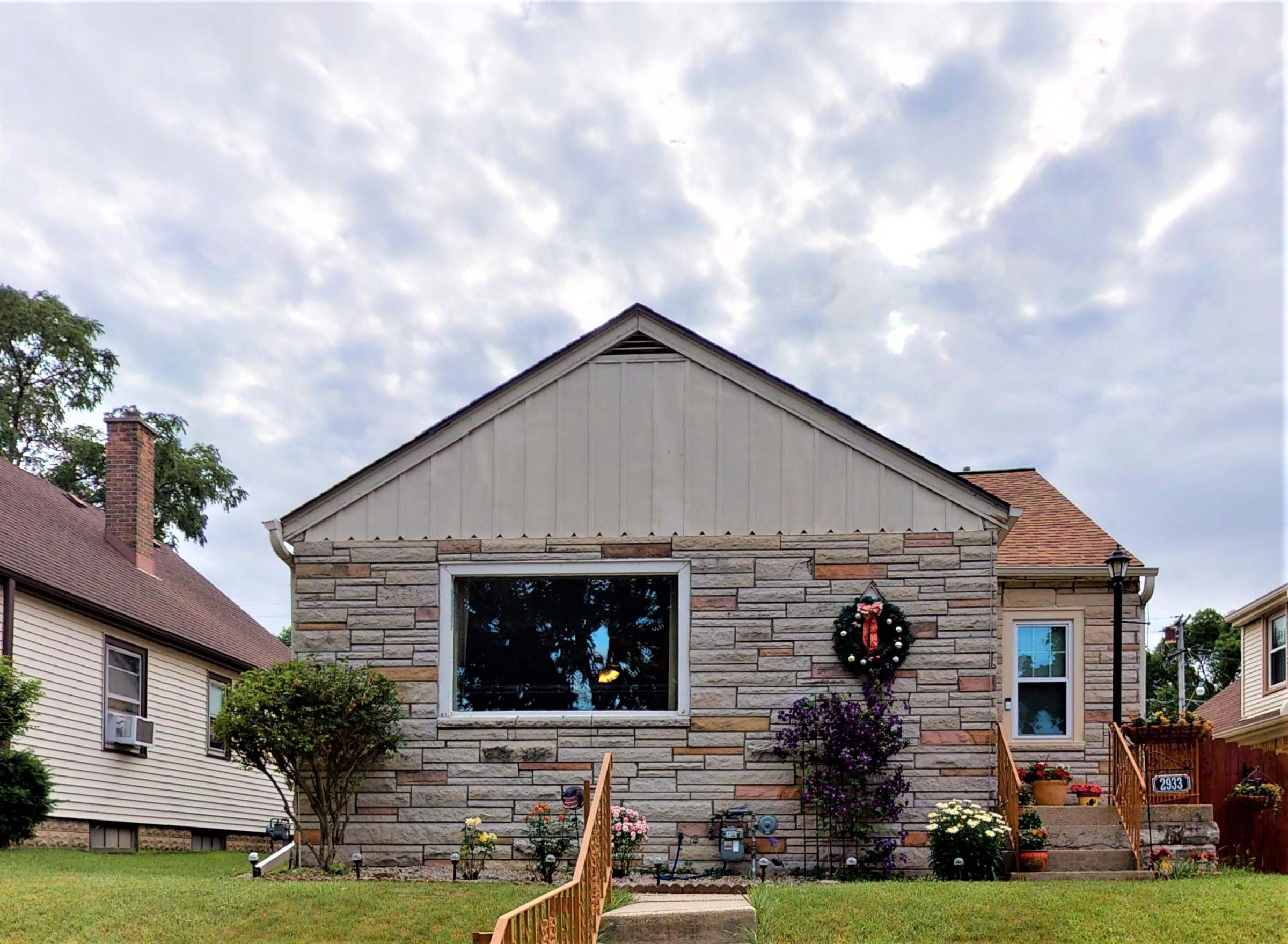 2933 S 46th ST, Milwaukee, WI 53219