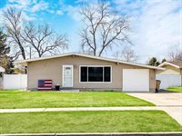 100 24th St. SW, Minot, ND 58701