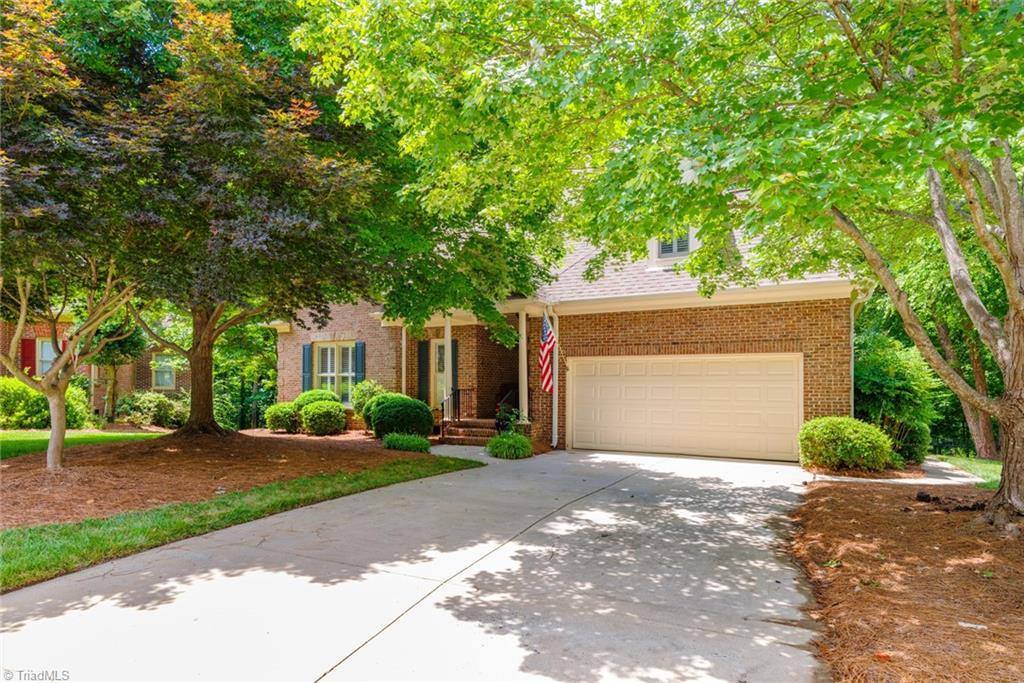 9 Regal Court, Greensboro, NC 27410