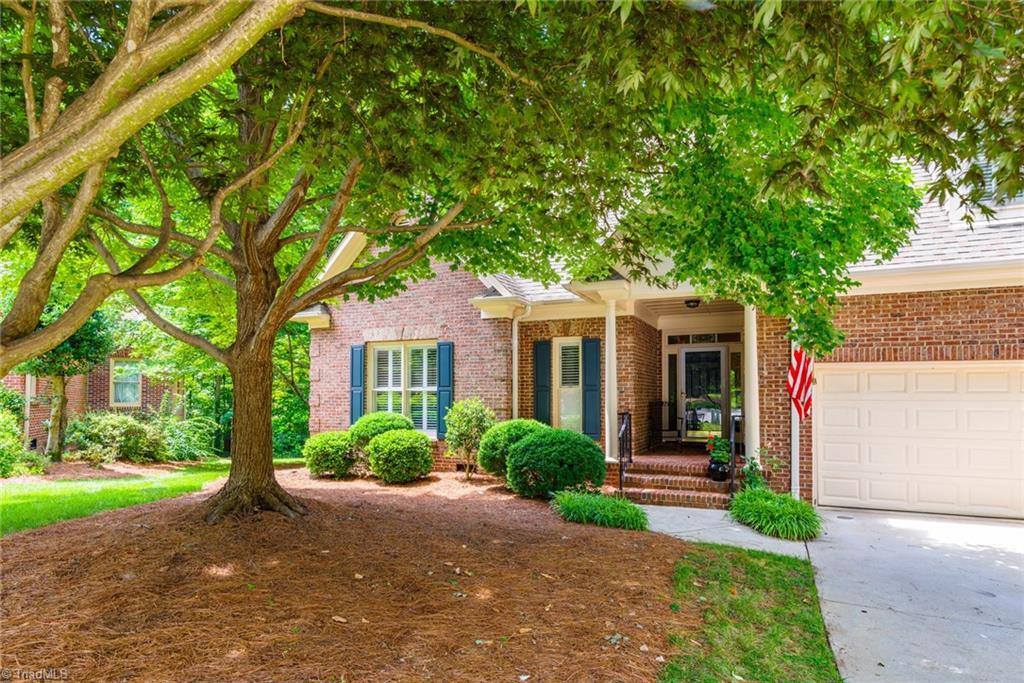 9 Regal Court, Greensboro, NC 27410