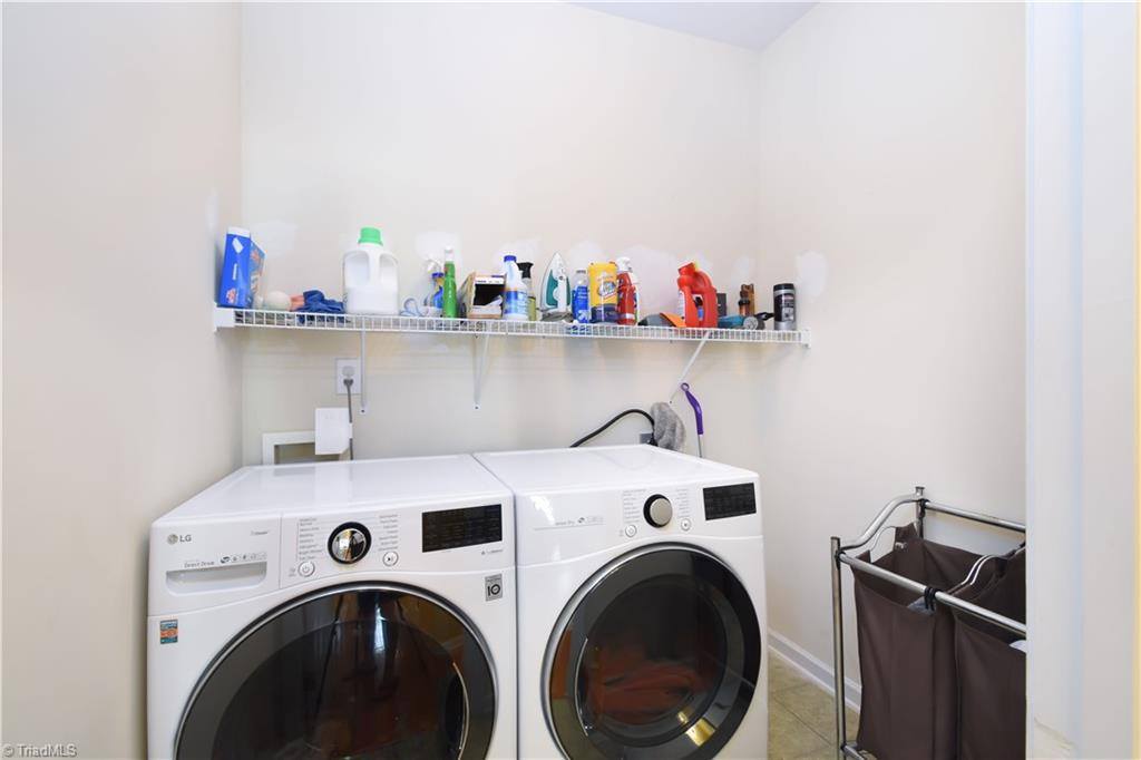 6209 Elderbush Drive, Greensboro, NC 27405