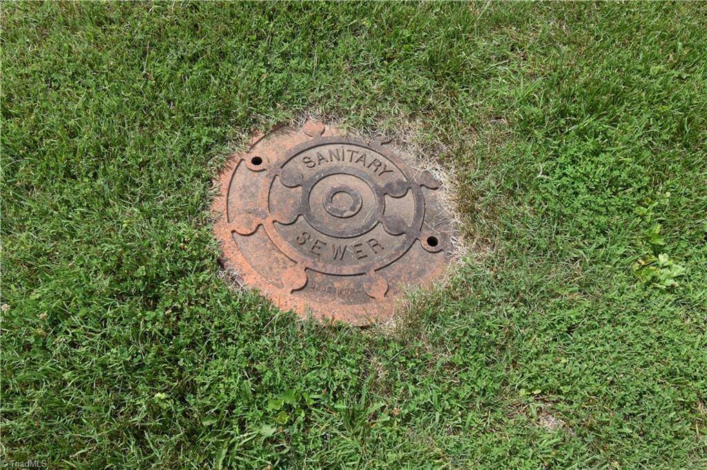 4415 Glenn Hi Road, Winston Salem, NC 27107