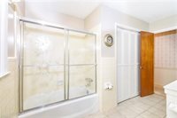 4415 Glenn Hi Road, Winston Salem, NC 27107