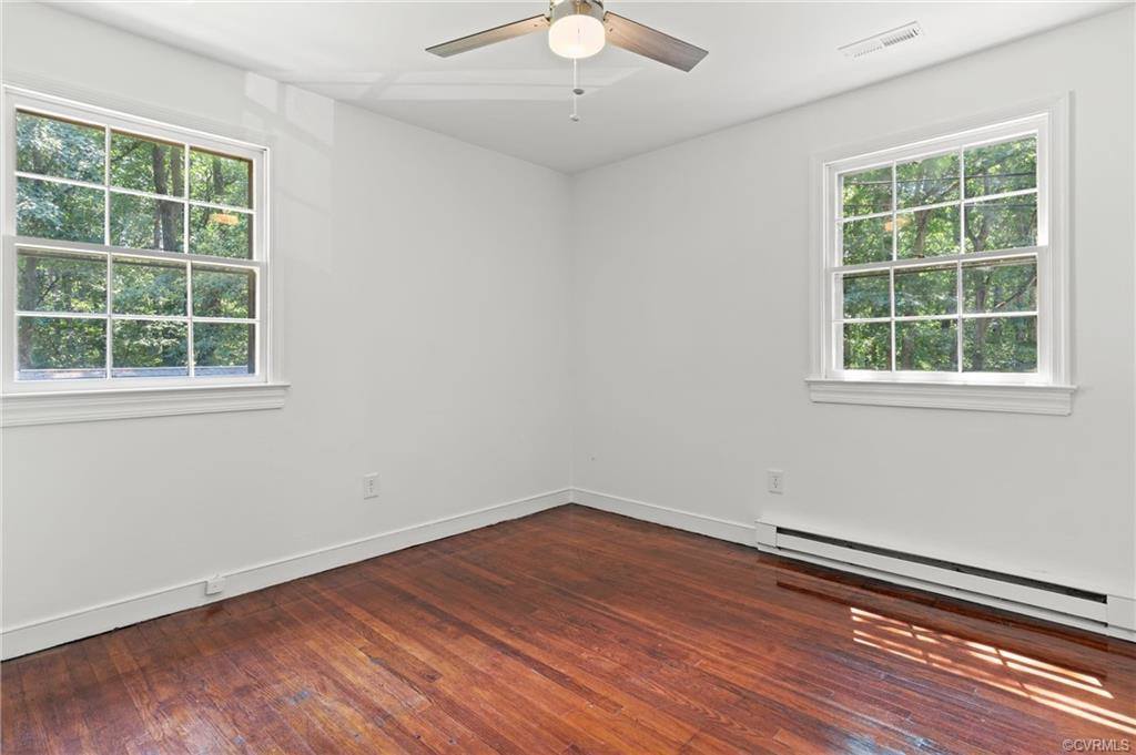 3005 Cicero Parkway, Chester, VA 23831