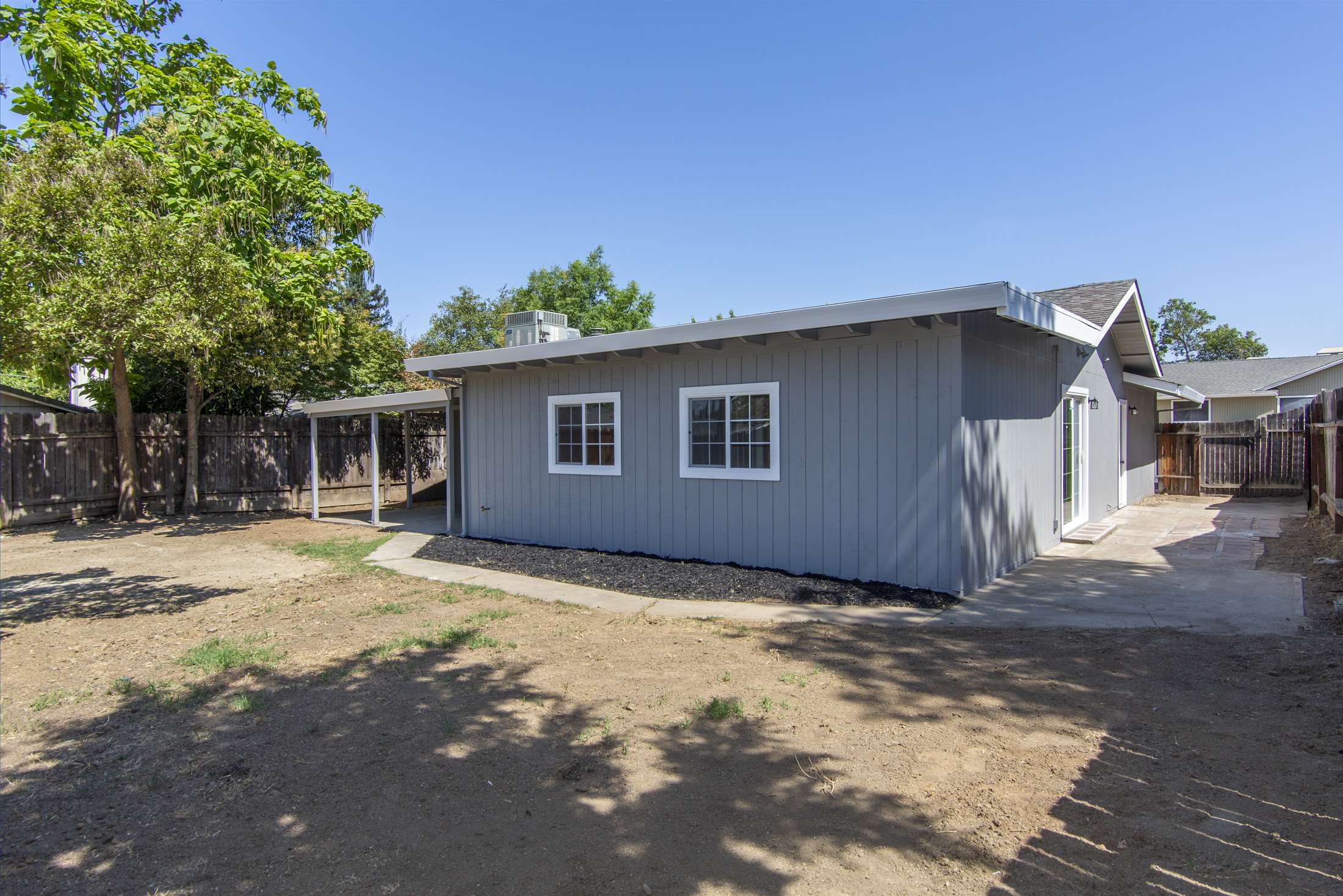 3904 Alpha Ct, North Highlands, CA 95695