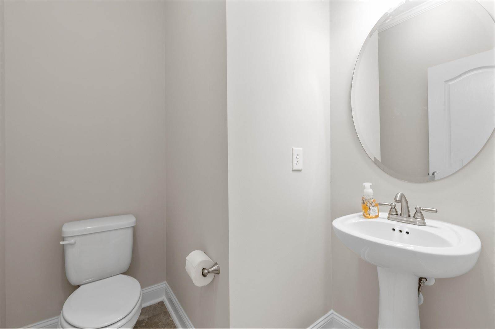 510 Avenue Of The Carolinas, Carthage, NC 28327