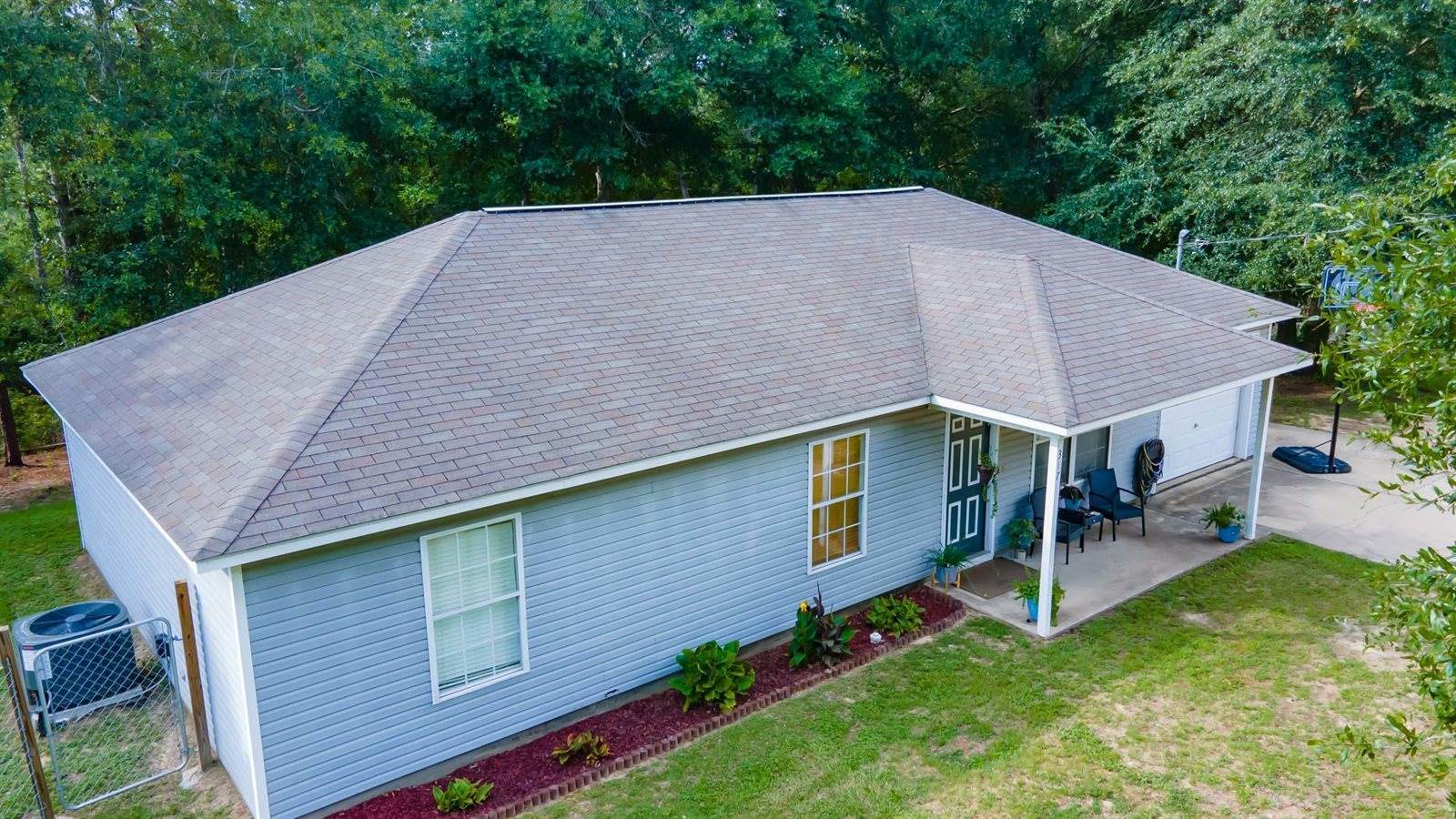 317 Lakeview Drive, Crestview, FL 32536