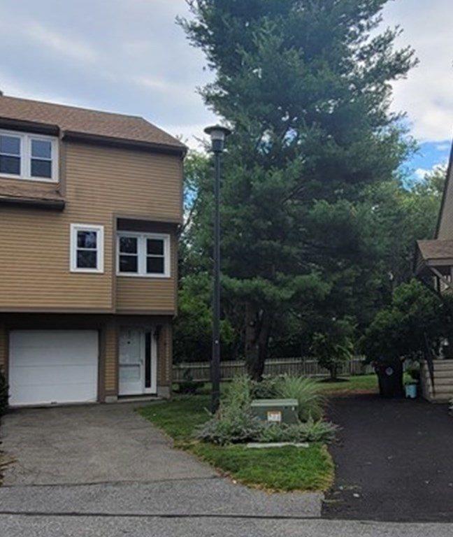 14 Russell Drive, Salem, MA 01970