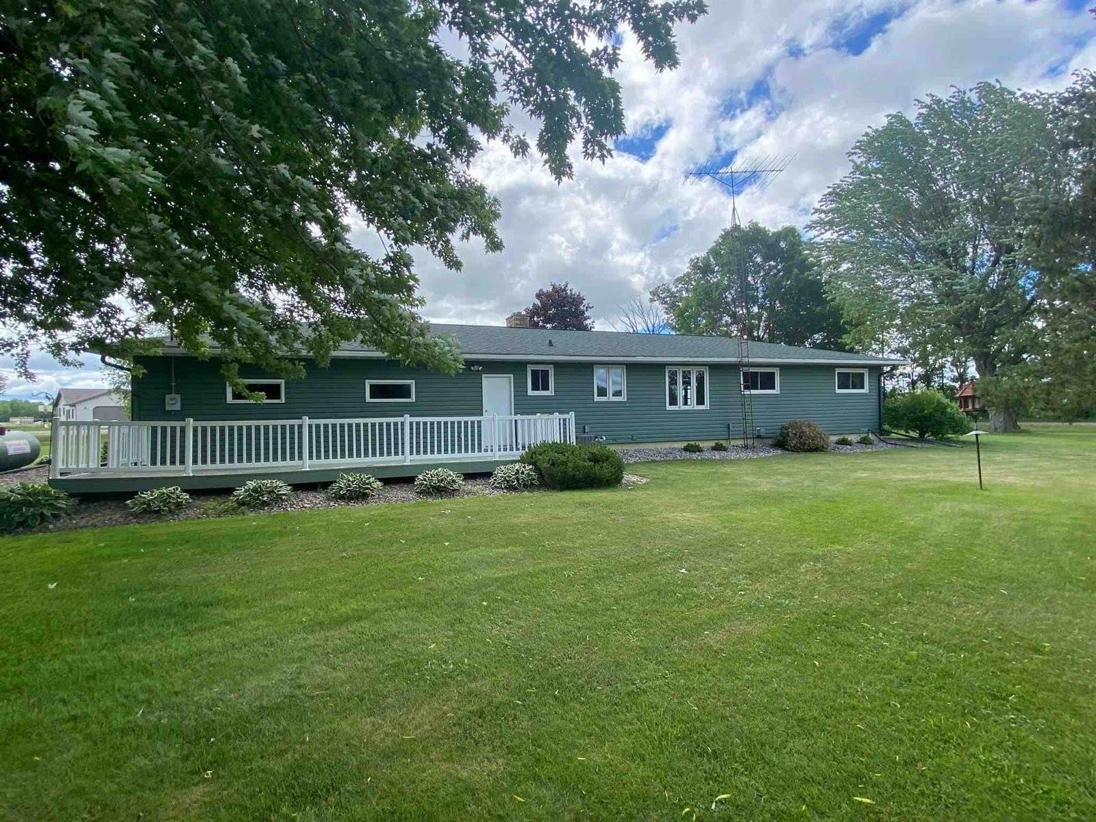 10705 Stadt Road, Marshfield, WI 54449