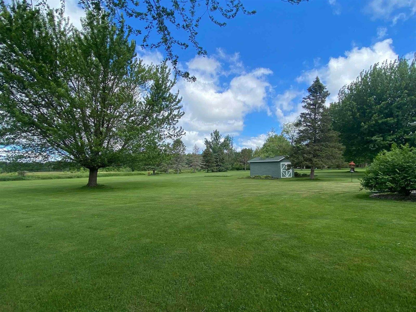 10705 Stadt Road, Marshfield, WI 54449