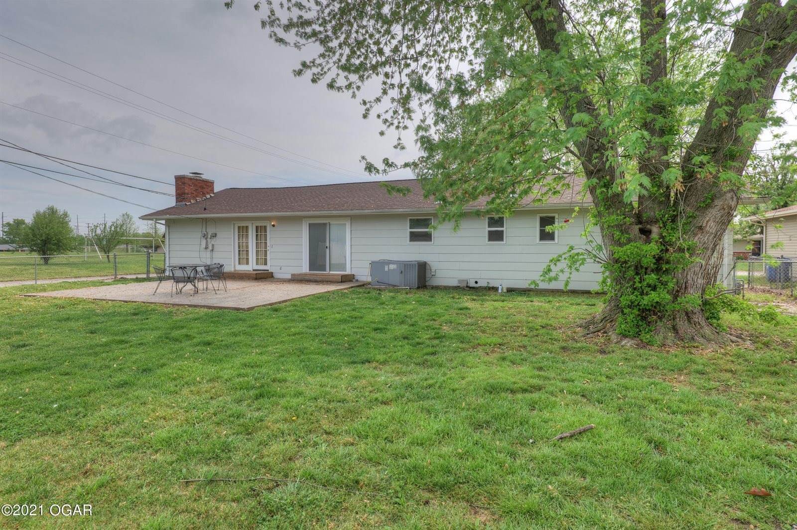 2702 Massachusetts Avenue, Joplin, MO 64804