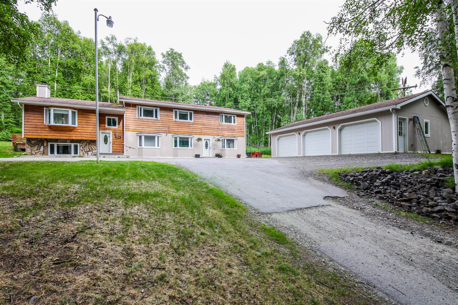 270 Terrace Dr., Fairbanks, AK 99712