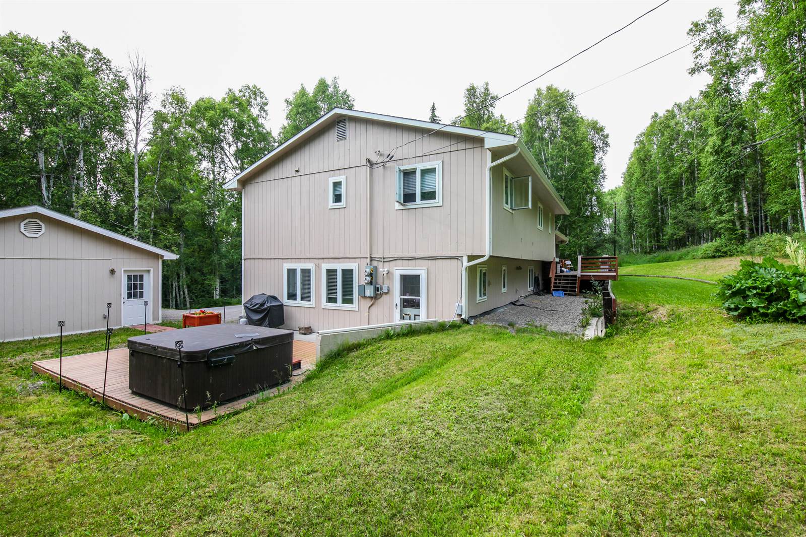 270 Terrace Dr., Fairbanks, AK 99712