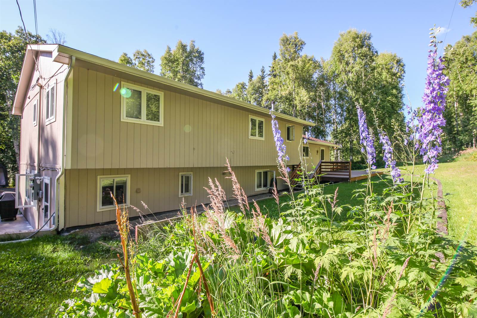 270 Terrace Dr., Fairbanks, AK 99712