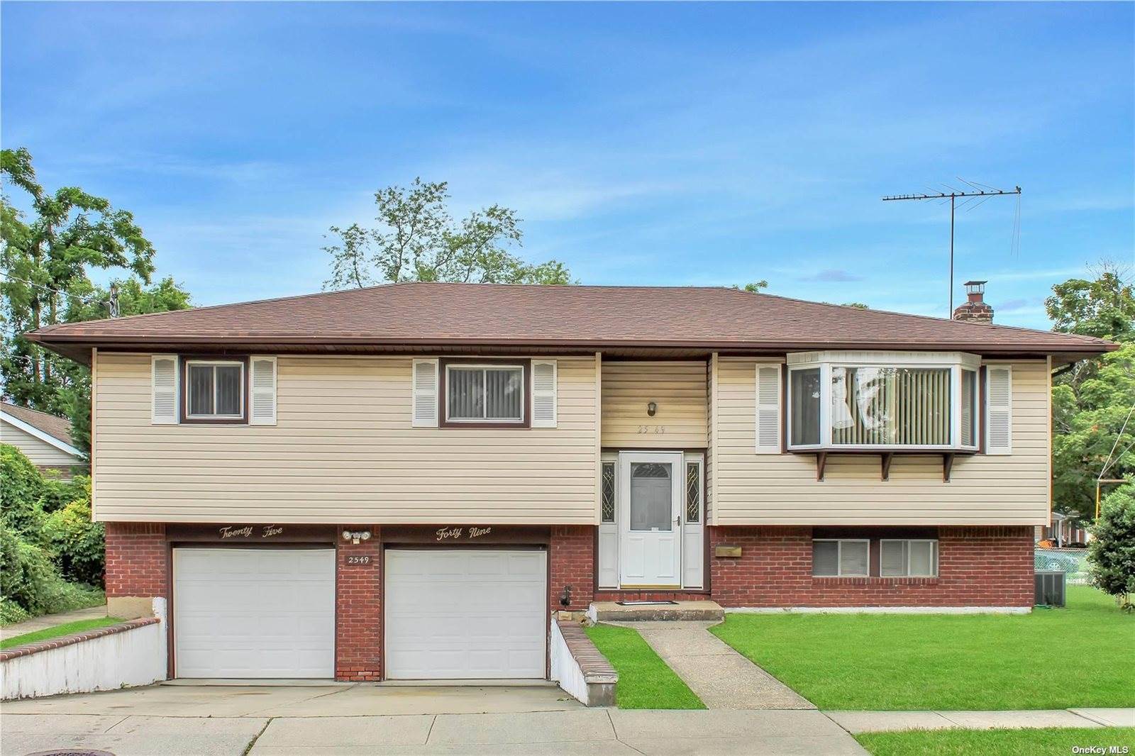 2549 Locust Avenue, North Bellmore, NY 11710