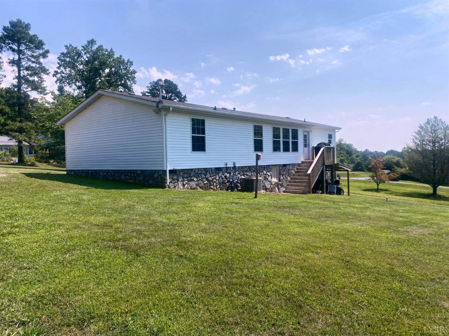 213 Bluebird Lane, Rustburg, VA 24588