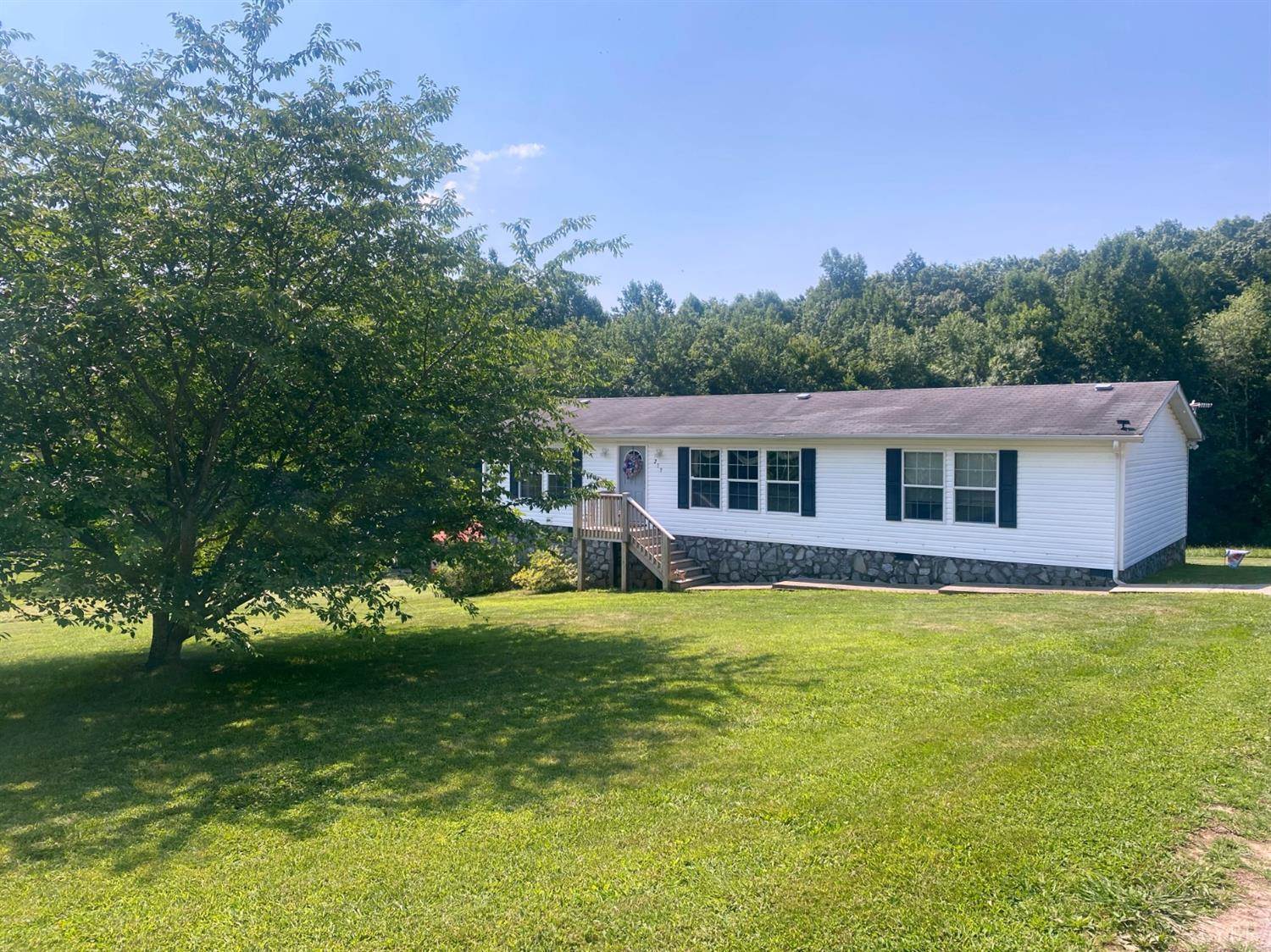 213 Bluebird Lane, Rustburg, VA 24588