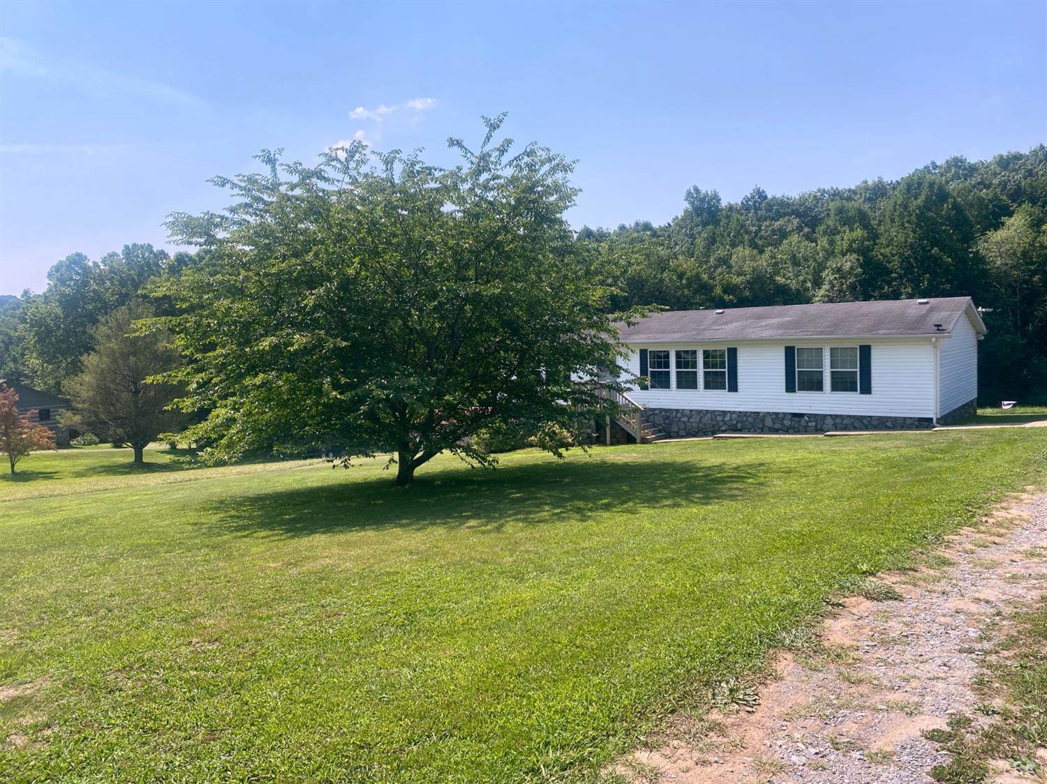 213 Bluebird Lane, Rustburg, VA 24588