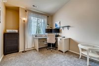 2738 SE 74TH Way, Hillsboro, OR 97123