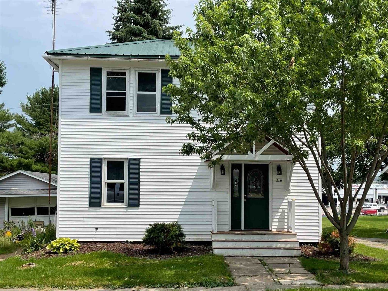 314 N Division Street, Loyal, WI 54446