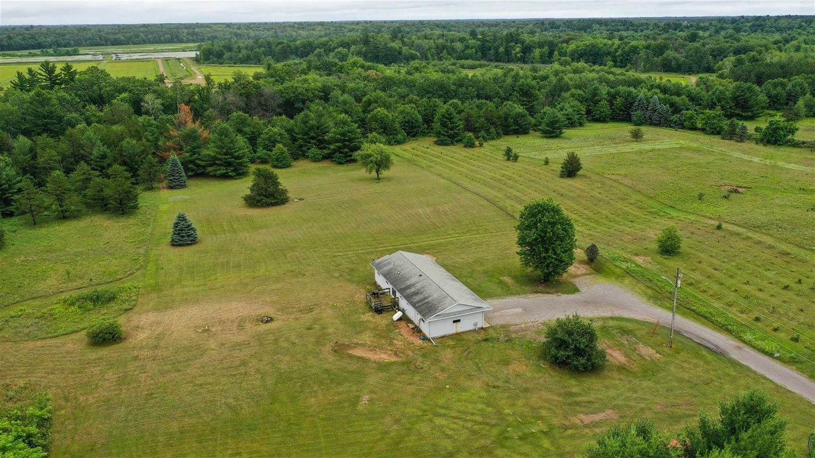 11281 County Road Z, Nekoosa, WI 54457