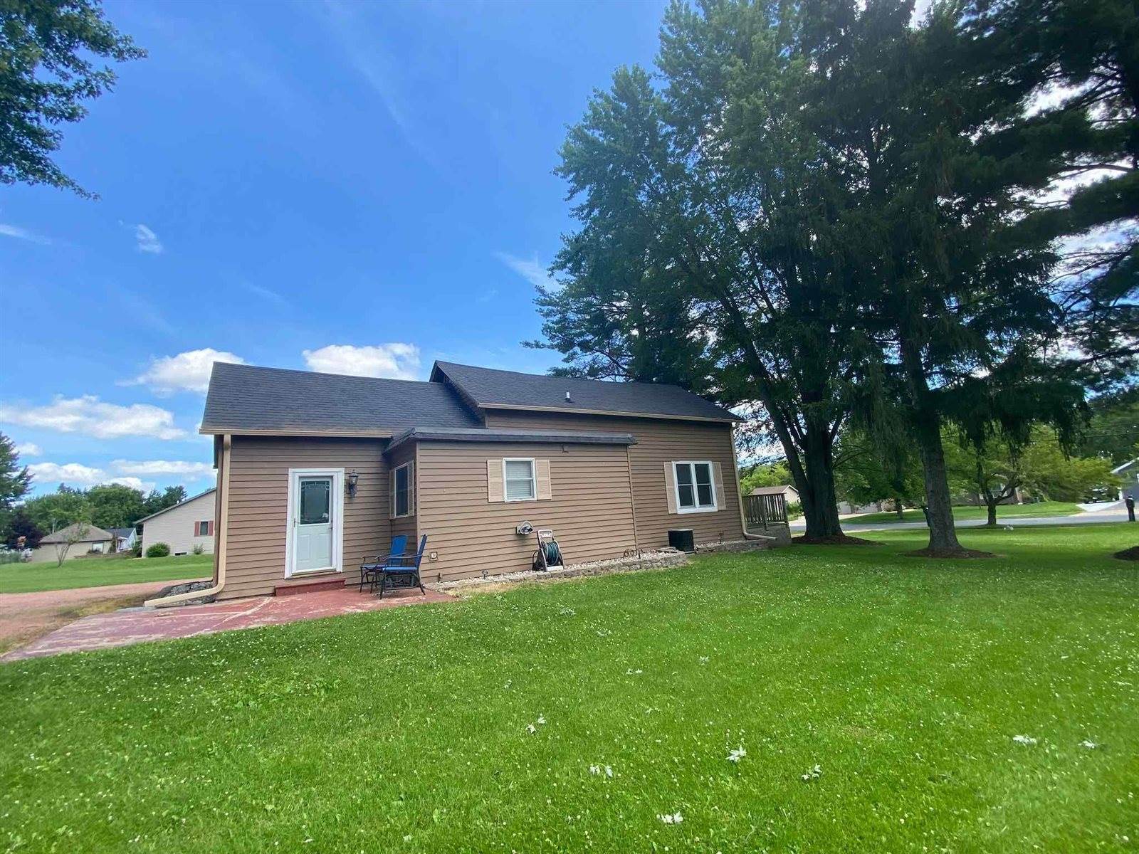 1504 S Washington Avenue, Marshfield, WI 54449