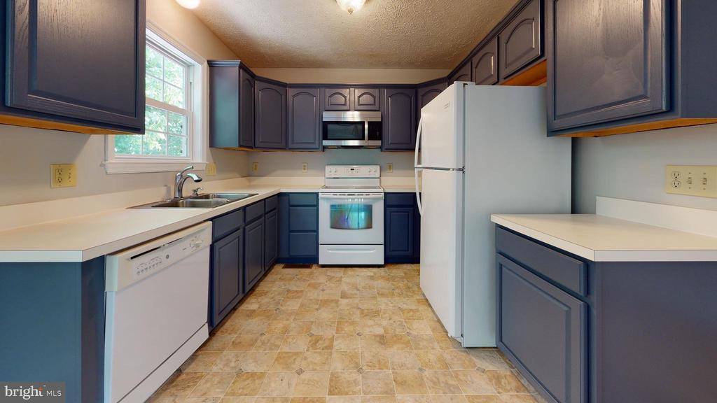 54 Farm View Road, Front Royal, VA 22630