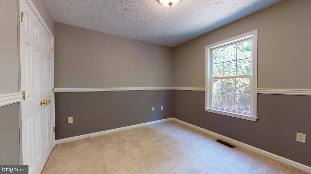 54 Farm View Road, Front Royal, VA 22630