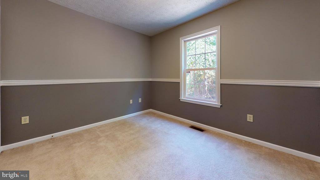 54 Farm View Road, Front Royal, VA 22630