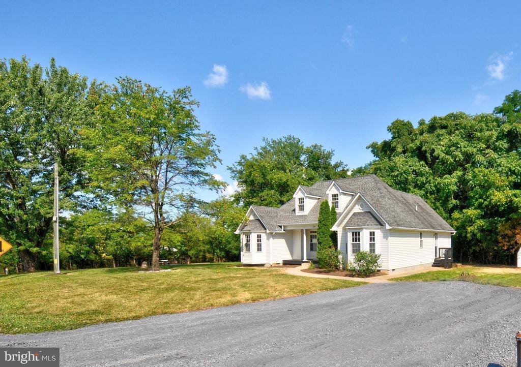 54 Farm View Road, Front Royal, VA 22630