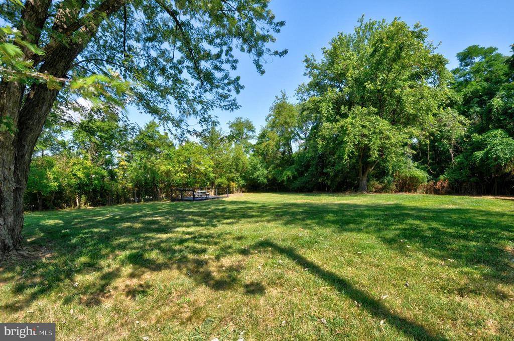 54 Farm View Road, Front Royal, VA 22630