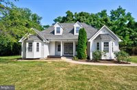 54 Farm View Road, Front Royal, VA 22630