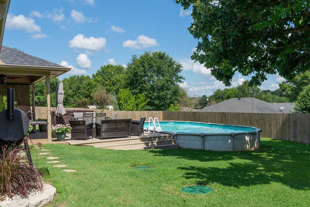 210 Windridge Dr, Whitehouse, TX 75791