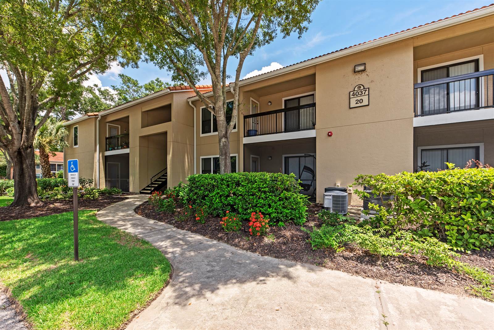 4037 Crockers Lake Boulevard, #24, Sarasota, FL 34238