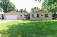 309 W Cedar Street, Abbotsford, WI 54405