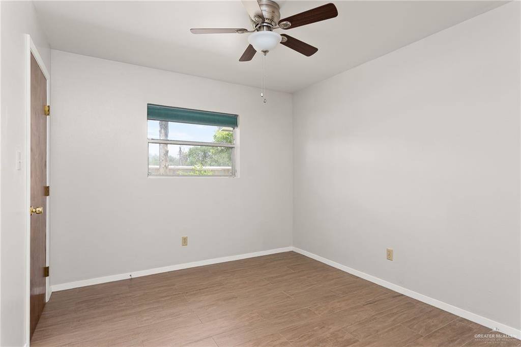 1404 South 2nd Avenue East, Edinburg, TX 78539