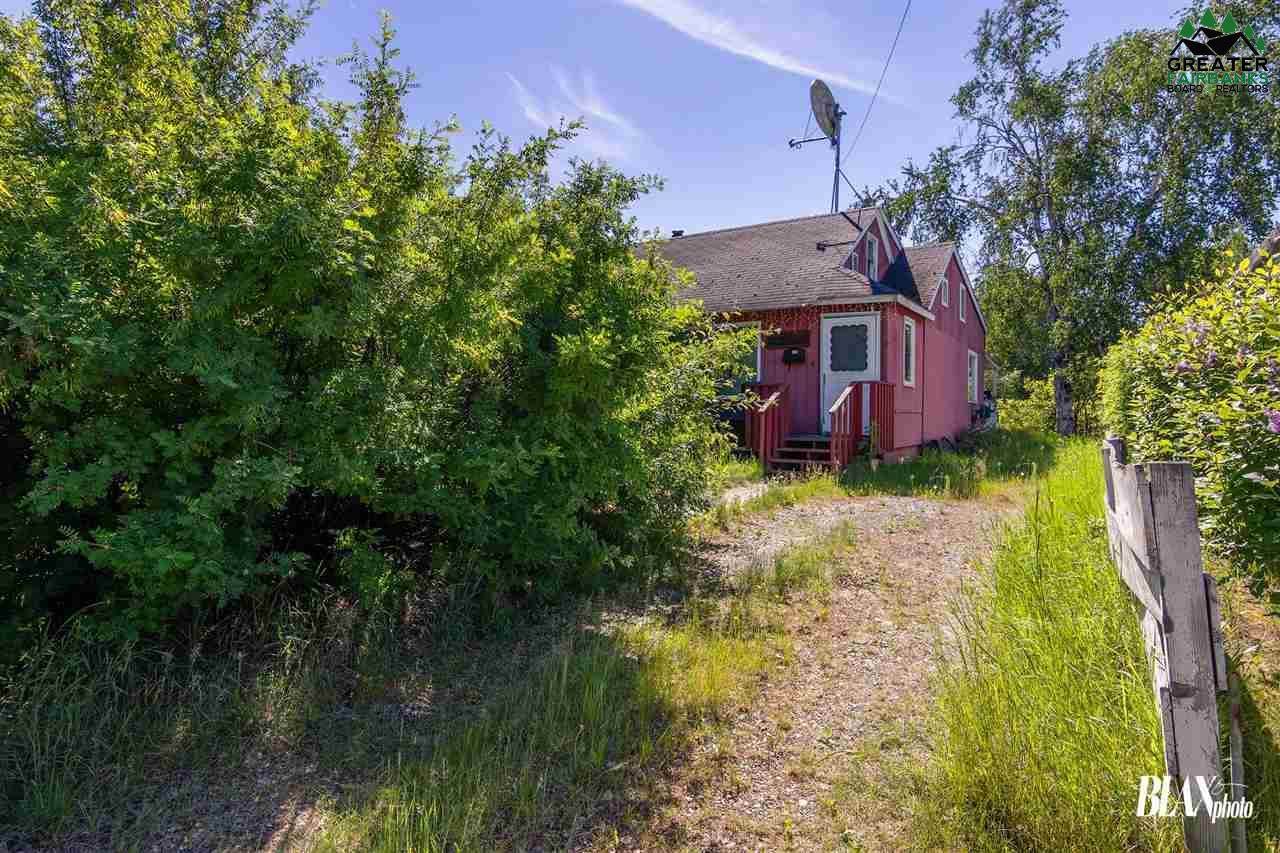 799 8th Avenue, Fairbanks, AK 99701