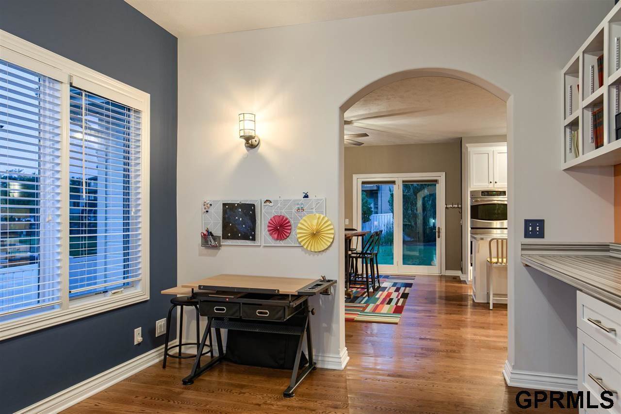 12435 S 79 Avenue, Papillion, NE 68046