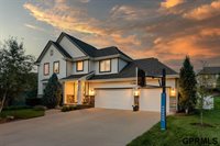 12435 S 79 Avenue, Papillion, NE 68046