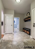 12435 S 79 Avenue, Papillion, NE 68046